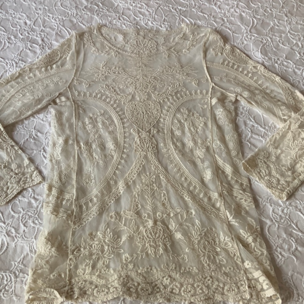 Women’s Ivory Long Sleeved T-shirt/Tunic Sz M